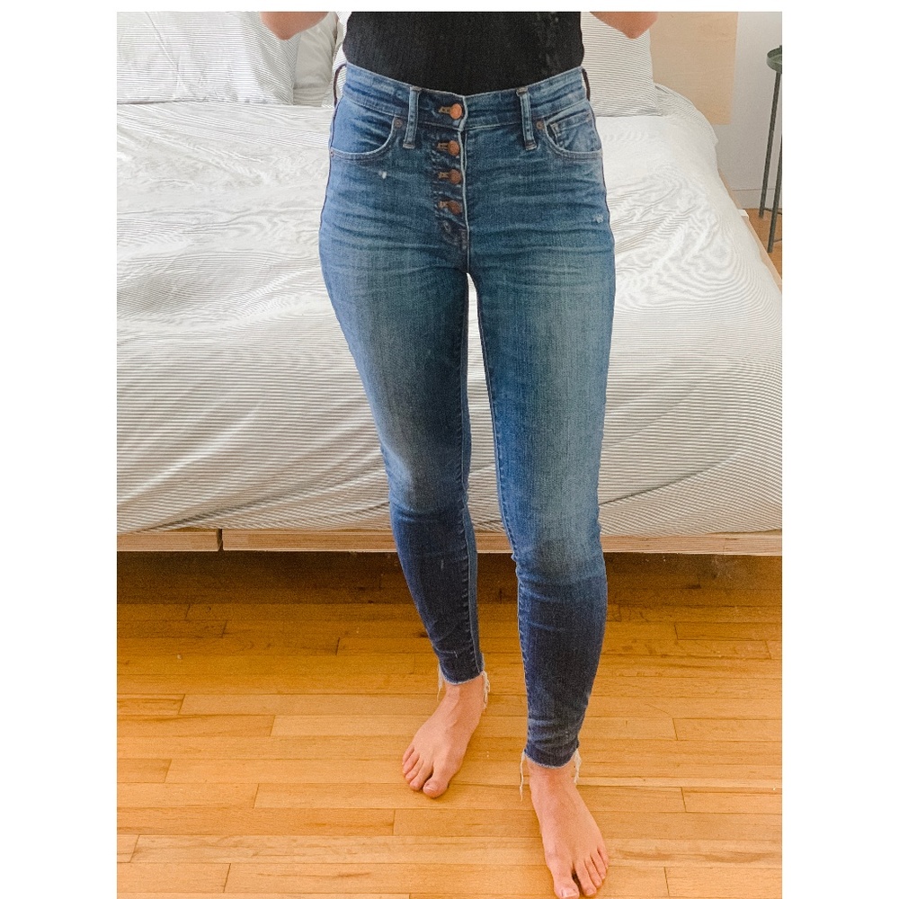 Madewell 9" High Rise Skinny Jeans, Chewed-hem, 24